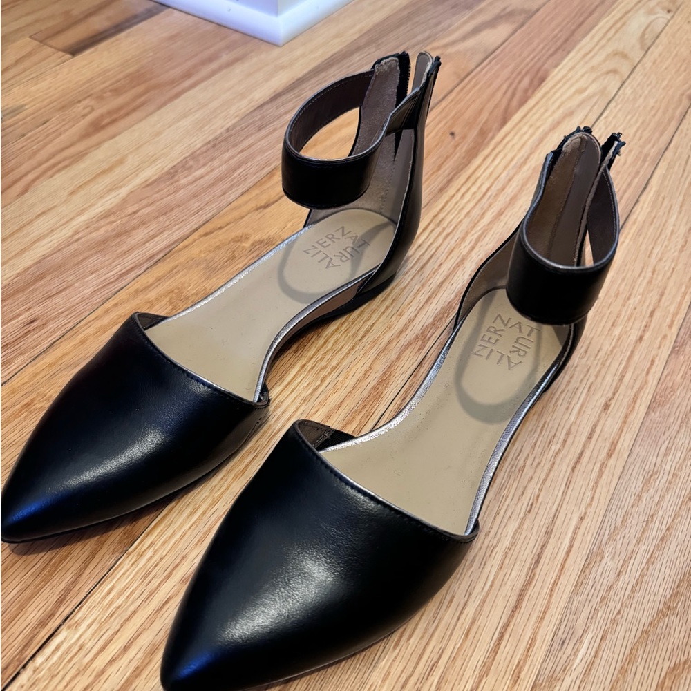 Naturalizer ankle flats - Picture 3 of 5